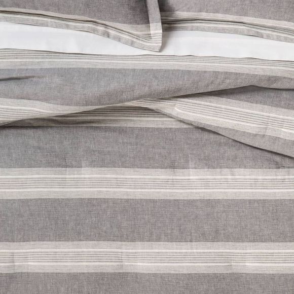 Threshold Bedding Fullqueen Chambray Yarn Dye Stripe Comforter Sham